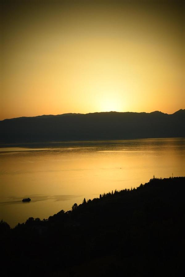 Appartamento Sunset House Ohrid Esterno foto